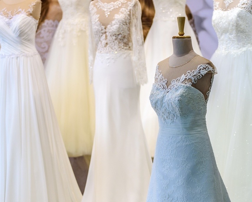 ウェディングドレス